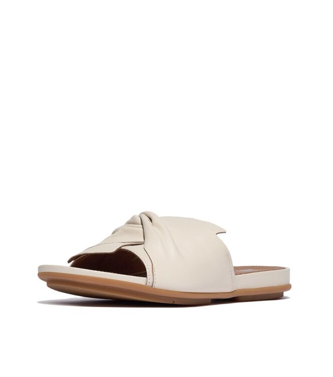 FitFlop FitFlop Gracie Soft-Twist Leather Slides paris beige  FitFlop JA6-A99, slippers Direct leverbaar uit de webshop