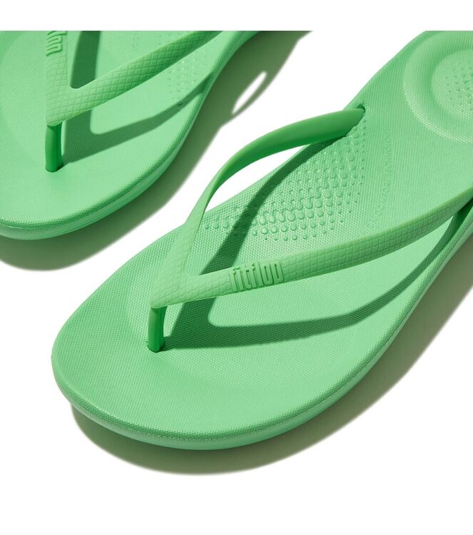 FitFlop IQushion Ergonomic Flipflop pop green FitFlop E54-C27, slippers Direct leverbaar uit de webshop