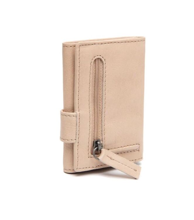 The Chesterfield Brand Pashouder Nivala beige  The Chesterfield Brand C08.053206, Portemonnee Direct leverbaar uit de webshop