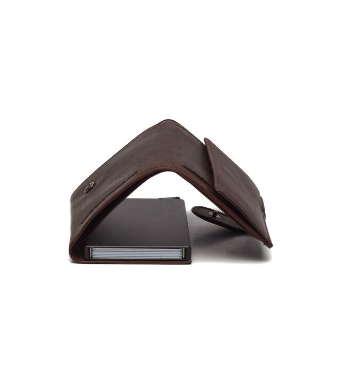 The Chesterfield Brand Pashouder Frankfurt bruin  The Chesterfield Brand C08.045601, Portemonnee Direct leverbaar uit de webshop