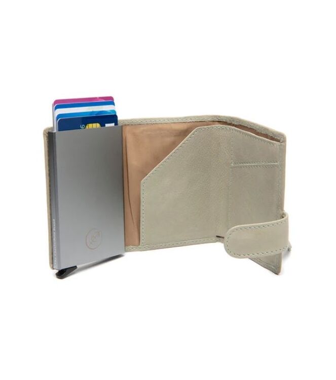 The Chesterfield Brand Pashouder Nivala mint green  The Chesterfield Brand C08.053203, Portemonnee Direct leverbaar uit de webshop