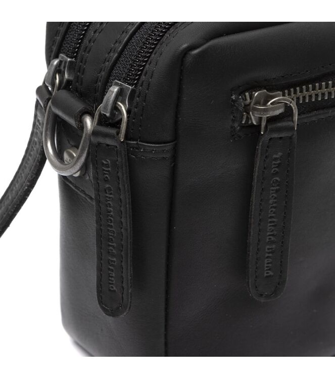 The Chesterfield Brand Schoudertas Samui zwart  The Chesterfield Brand C48.122200, Tassen Direct leverbaar uit de webshop