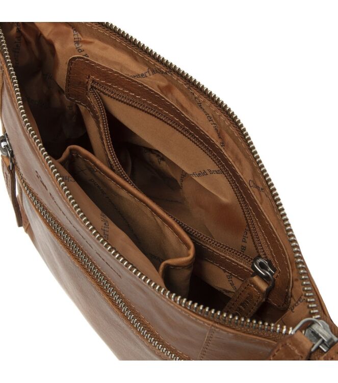 The Chesterfield Brand Schoudertas klein Faro cognac  The Chesterfield Brand C48.122831, Tassen Direct leverbaar uit de webshop