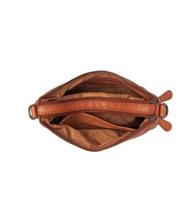 The Chesterfield Brand Schoudertas Irving cognac  The Chesterfield Brand C48.137131, Tassen Direct leverbaar uit de webshop