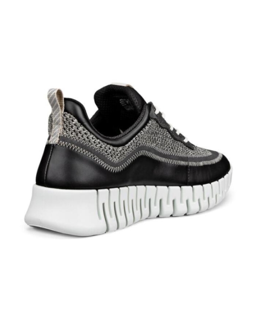 Gruuv W black