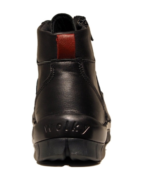 Boost Tresor black